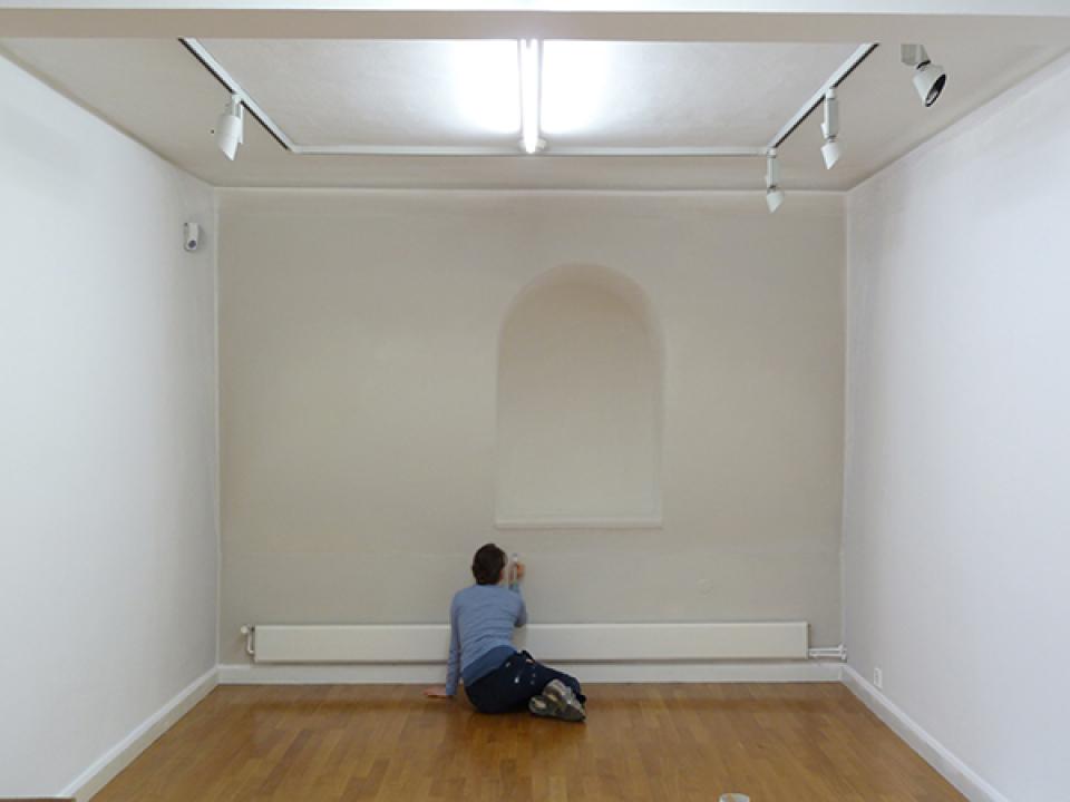 02 // Raumbilder und Projekte 04 // Eckenkorrektur, 2012,Acryl auf Wand,277 x 354 x 90 cm