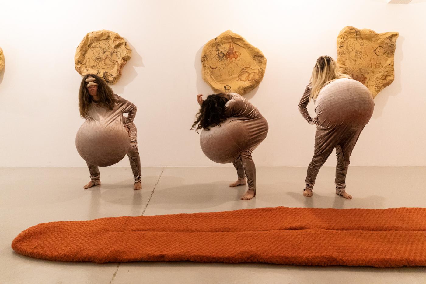 6 KHB DafnaMaimon MovingMutatingMary FredDott