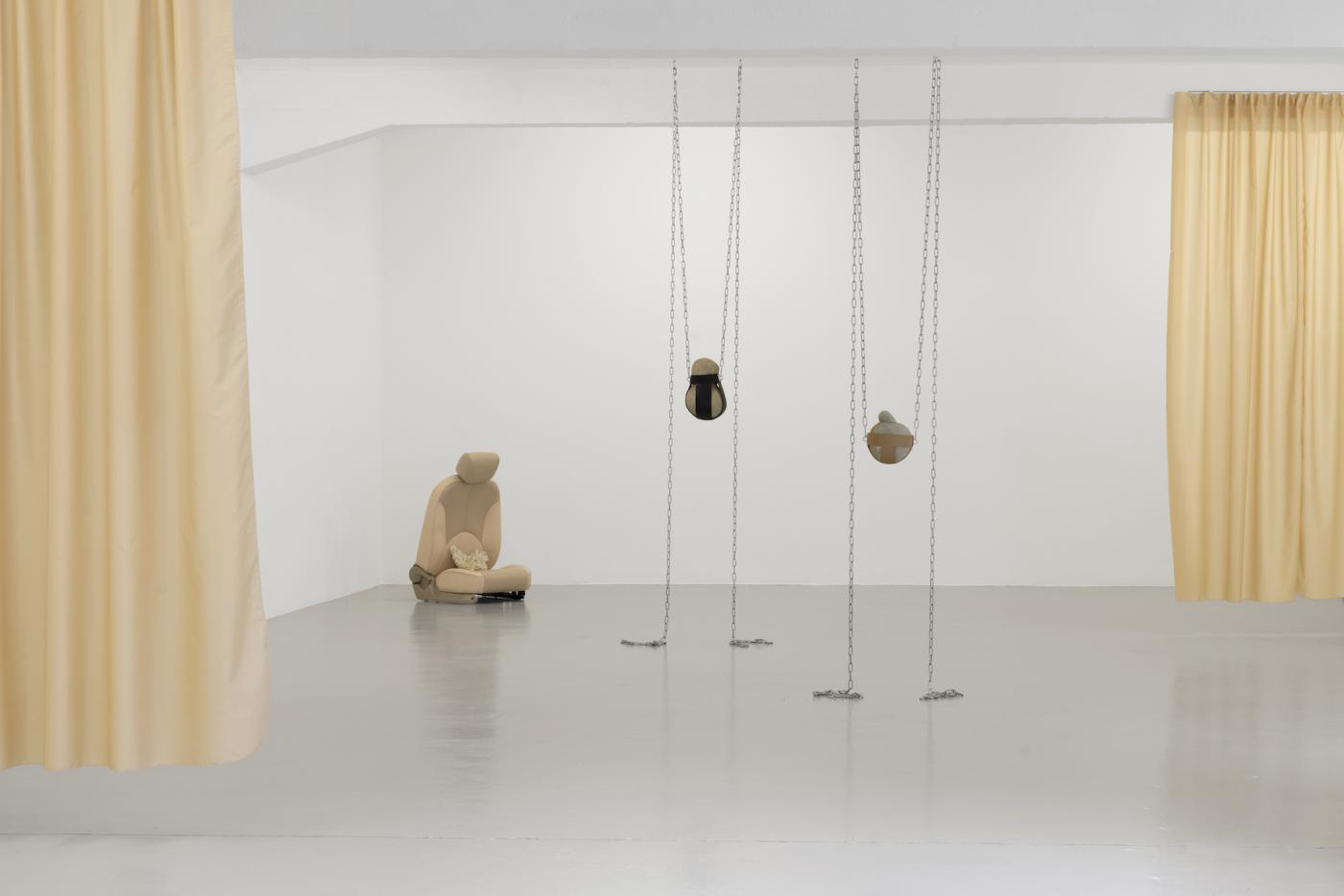 6 KHB NonaInescu Corporealle Foto Franziska von den Driesch001