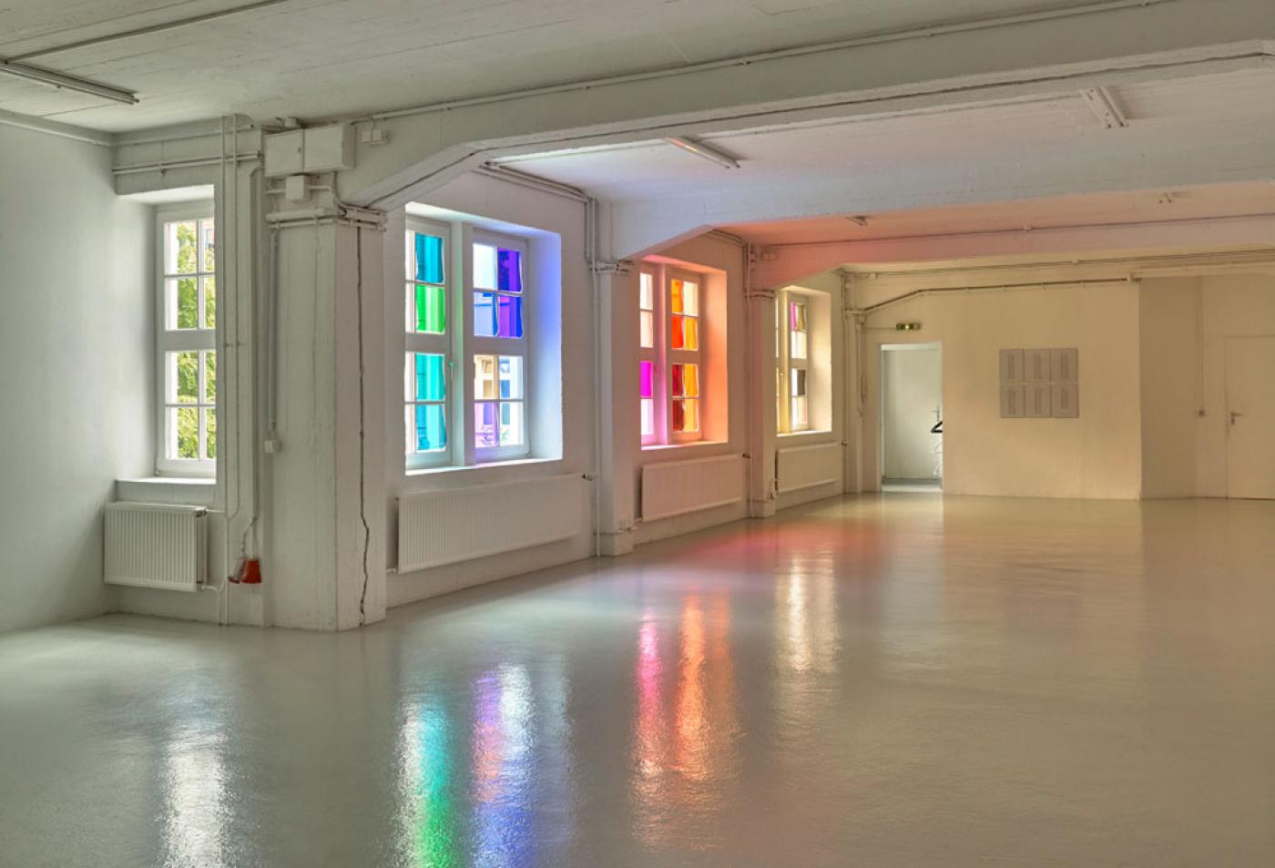 MM Kuenstlerhaus am Deich Honda Sculptures 126955 Session 6