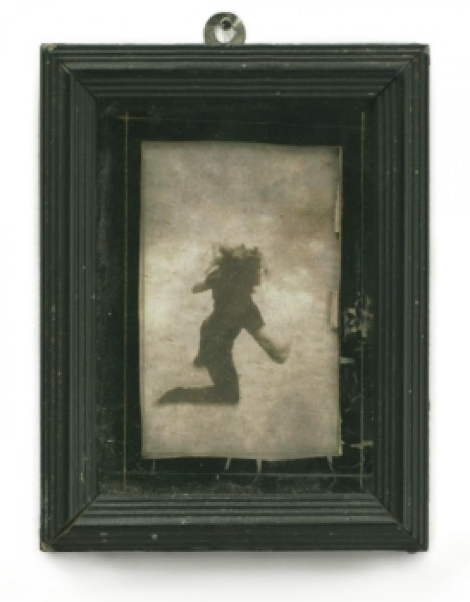 Fliehende, 2006,C-Print, glazed frame,13 x 10 cm