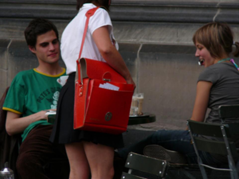 1000 Kunststücke für Basel # 03, 2007,Performance / Edition (Auflage 1000) / Dokumentationsfoto