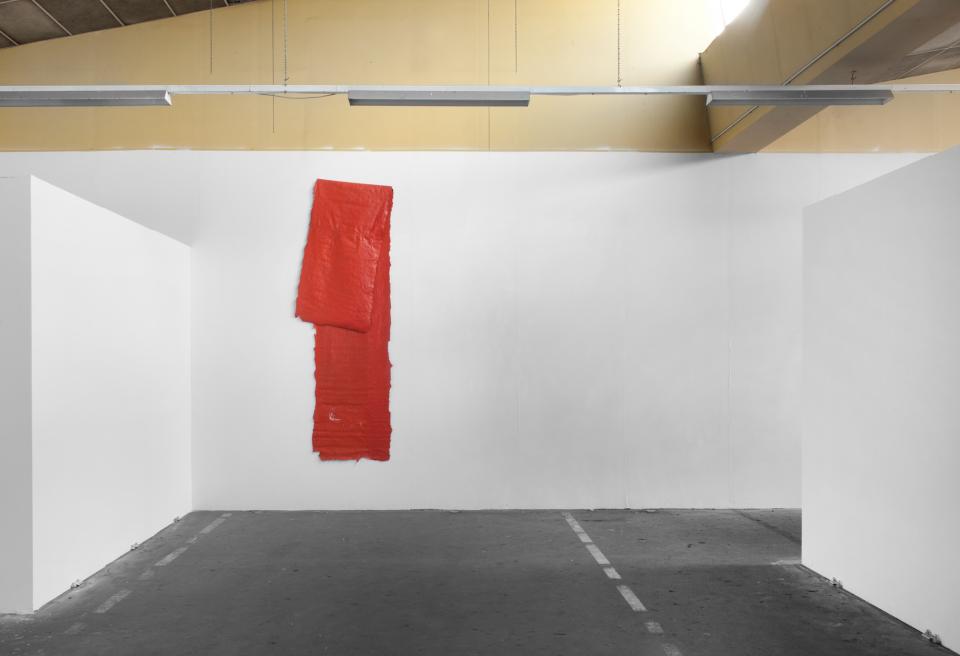 ohne Titel (131115), 2015,Acrylfarbe, Rundholz,314 x 82 cm