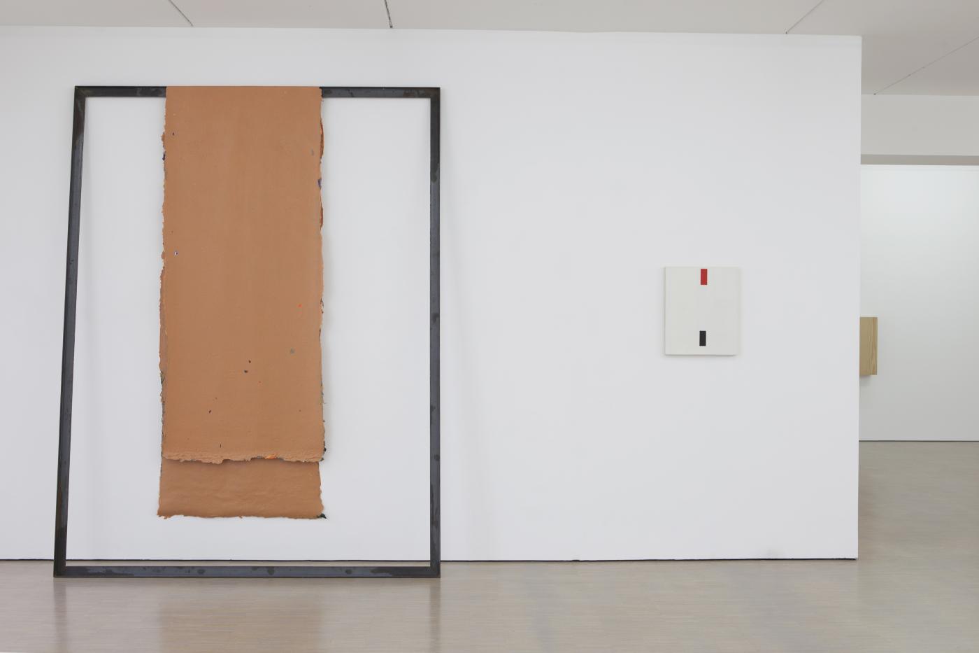 disparatenessGalerie Anke Schmidt pic. Marga Sassen