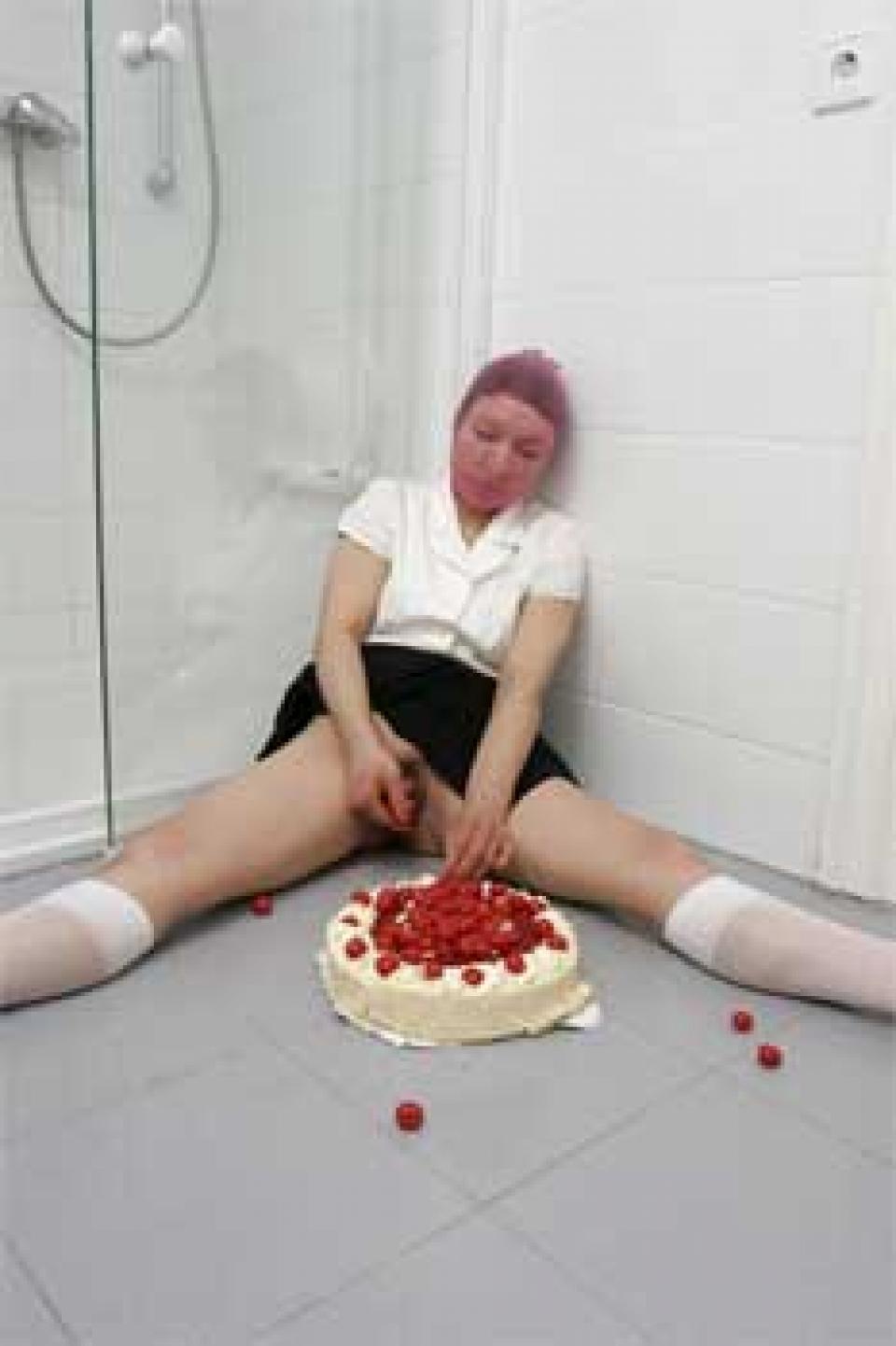 Only You # 04, 2005,Fotoinstallation / 10 teilig,9,7 x 6,5 cm