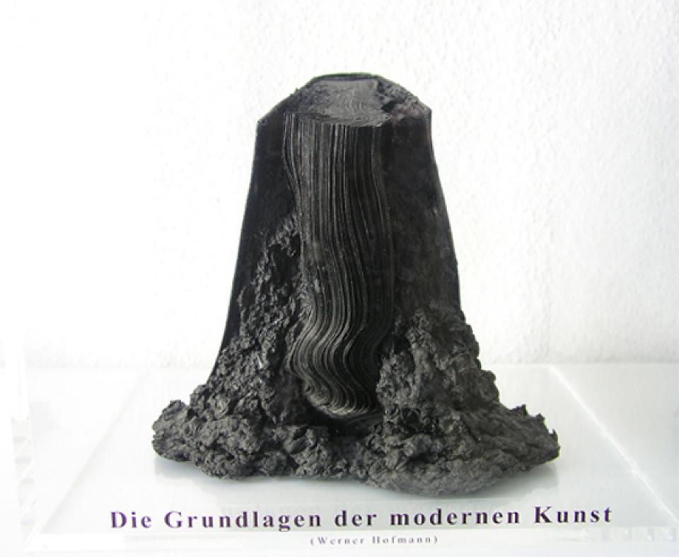  Worte, Worte, nichts als Worte Grundlagen,Buchobjekt im Plexiglaskasten