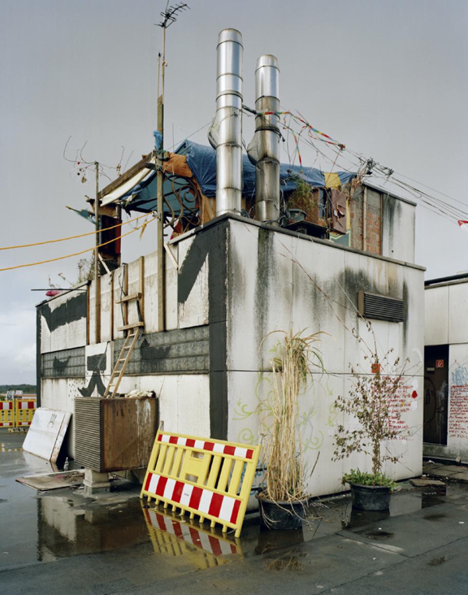 CONVOI Sproutbau, Tenever, Bremen, 2007,Lambda Print, laminated on wood,30 x 38 cm 
