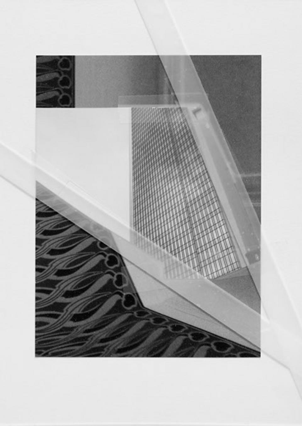 Schwindel der Freiheit I 05, 2011,Fotografie, Klebeband,20 x 30 cm