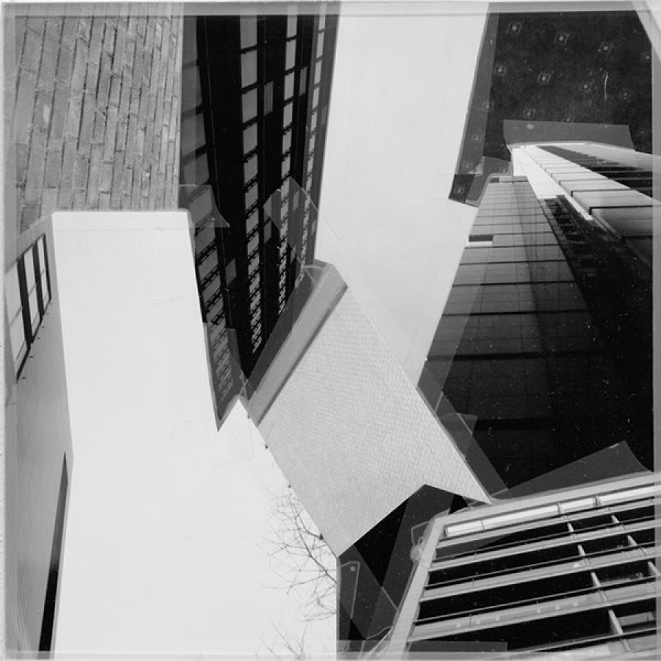 Schwindel der Freiheit II 01, 2011,Fotografie, Klebeband,30 x 30 cm