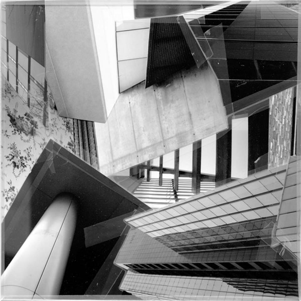 Schwindel der Freiheit II 02, 2011,Fotografie, Klebeband,30 x 30 cm