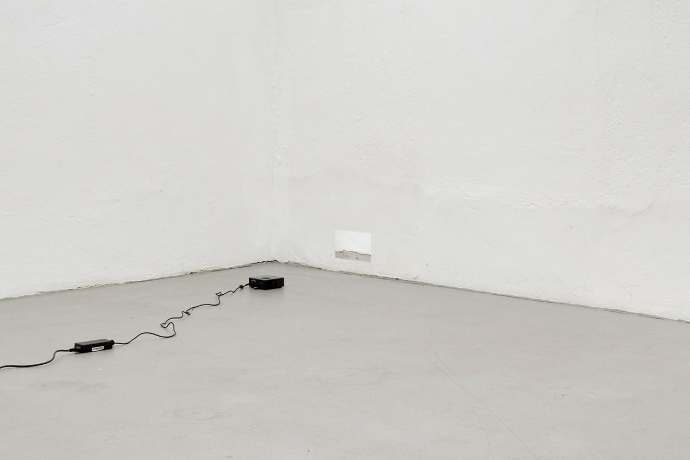 Landschaft 1 3 201615x25 cm3x Loop Beamer Installation Videoprojektion