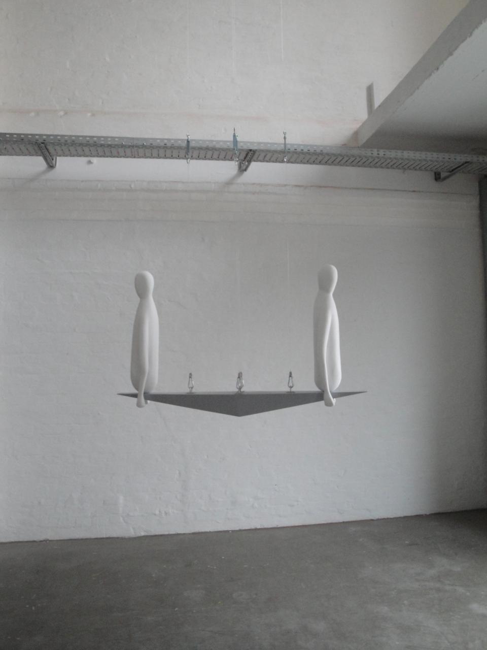 Alles gehört nur zur Aufgabe 1, 2010 - 2011,Acryl, Holz, Ton, Gewicht, Drahtseil,100 x 200 x 460 cm